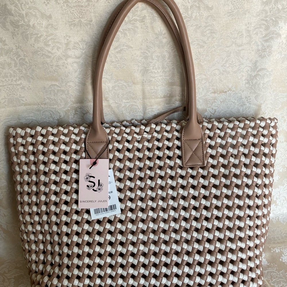 NWT Sincerely Jules Tan and White Woven Large Tote Bag with Pouch